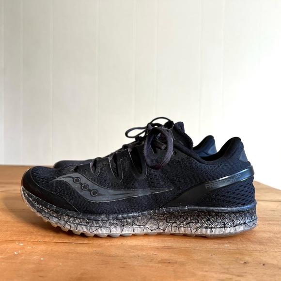 Women’s Saucony Freedom Iso size 7.5 - Picture 2 of 6